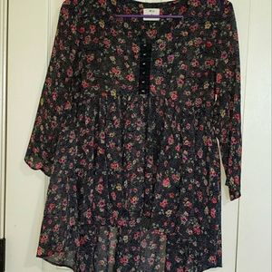 Pins and Needles Floral Top Size small